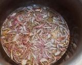 A picture of step 5 of Gallawat ka qeema.