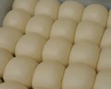 Foto langkah ke 3 dari resep Japanese milk buns.