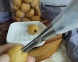 Foto langkah ke 6 dari resep (536) Soes Kering Crunchy isi Coklat.