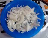A picture of step 1 of Chicken Tinga Tostadas🤤🤤🤤.