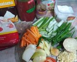 Foto langkah ke 2 dari resep Ayam Prasmanan Saus Asam Manis 🐓🍋🍅🥕🥒.