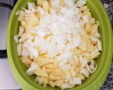Foto del paso 1 de la receta: Tortilla de patatas y cebolla sin huevo