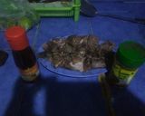Foto langkah ke 2 dari resep Tuna tepung saus tiram + lada hitam.