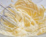A picture of step 1 of Vanilla cake.