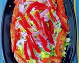 Foto del paso 5 de la receta: Ensalada mediterránea de tomates, atún rojo y hojas de habas