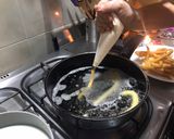 Foto del paso 2 de la receta: Churros con salsa de arequipe