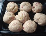 Foto del paso 5 de la receta: Bollitos integrales de queso y salame