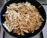 A picture of step 3 of Enchiladas Verdes.