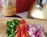 Foto langkah ke 2 dari resep Pindang Tongkol Cabe hijau.