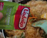 Foto langkah ke 3 dari resep Bihun goreng.