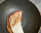 Foto langkah ke 3 dari resep Pizza mini lipat 🌮.