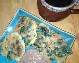 Foto del paso 6 de la receta: Tortitas de huevo con acelgas, avena y queso 😯