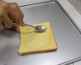 Foto langkah ke 1 dari resep ROTI TELUR PANGGANG. MENU SARAPAN UNIK DIJAMIN PRAKTIS DAN MUDAH.