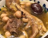 A picture of step 3 of Chicken Feet Soup with Black-Eyed Peas and Peanuts.