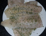 Foto del paso 1 de la receta: Merluza con champiñones al ajillo