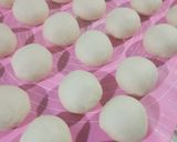 Foto langkah ke 4 dari resep Bakpao Mawar Isi Ayam.
