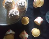Foto langkah ke 6 dari resep Classic (Vanilla) Cupcake.