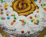 Foto del paso 3 de la receta: Torta vertical para peque de la casa!!😂😂91 jóvenes años de mi suegro❤️