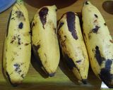 Foto langkah ke 1 dari resep Bolu pisang kukus.
