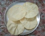 A picture of step 1 of Papad  Paneer Cutlet.