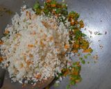 A picture of step 4 of Stuffed vegetable chilla.