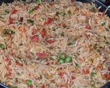 A picture of step 5 of Tangy and tasty Vegetable fried rice with leftover rice.