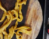 વણેલા ગાંઠીયા(Vanela ganthiya recipe in Gujarati) રેસીપી સ્ટેપ2ફોટો
