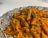 A picture of step 4 of Pasta with Leek, Bacon, and Mushrooms.