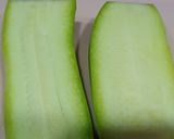 Hình bước làm 1 của món Canh bí nấu giò sống tôm khô