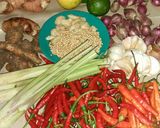 Foto langkah ke 3 dari resep Pepes Ikan Bawal ft Ikan Kembung Bumbu Kelapa Muda.