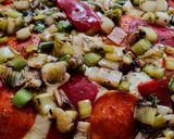 Foto del paso 7 de la receta: PIZZA🍕PECHUGA Con Pimientos 🌶️del Piquillo y Cebolla Larga Caramelizada...!😀