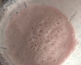 Foto del paso 2 de la receta: Licuado de frutillas