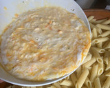 Foto del paso 9 de la receta: Macarrones al Salmón con crema de 4 Quesos, huevos y nata
