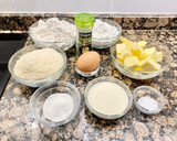 Foto del paso 1 de la receta: Galletas saladas con queso parmesano