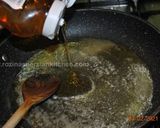 عکس مرحله 3 از دستور نان سوخاری عسلی
