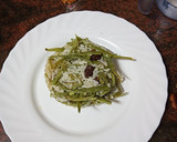 Foto del paso 4 de la receta: Pechuga asada con salteado de arroz con judías verdes y pasas