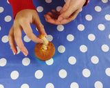 Foto del paso 12 de la receta: Cupcakes de turrón | Cupcakes navideños 🎅 | Como hacer Cupcakes
