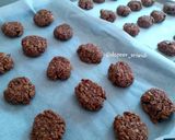 Foto langkah ke 2 dari resep Nestum Choco Cookies.
