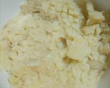 A picture of step 1 of Potato noodle cutlets.