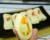 Foto langkah ke 5 dari resep Dadar Gulung Asin.