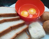 A picture of step 1 of Potato omelette Sandwich.