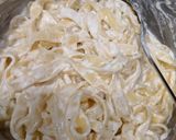 A picture of step 4 of Creamy Garlic Mushroom Pasta.