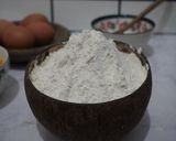Foto langkah ke 2 dari resep Banana Muffin dengan Yoghurt (Tanpa Mixer).