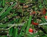 Foto langkah ke 4 dari resep Tumis Pakis Teri.
