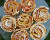 Foto del paso 19 de la receta: Rosas de manzana sobre crujiente de Avellanas y Toffee