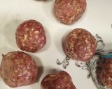صورة لخطوة 1 من وصفة سباغيتي مع كرات اللحمة بالكاجو 🍝 😋