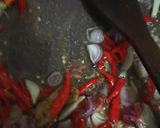 Foto langkah ke 2 dari resep Tumis bunga daun pepaya teri.
