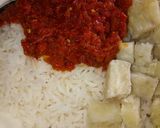 A picture of step 3 of Rice and stew with yam.