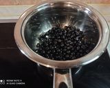 Tejszínes- feketeribizlis fagyi recept fázis 1 fotója