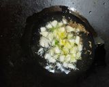 हरभऱ्याच्या पाल्याची गावरान भाजी (Harbharachya Palyachi Gavran Bhaji Recipe In Marathi) रेसिपी स्टेप 2 फोटो 